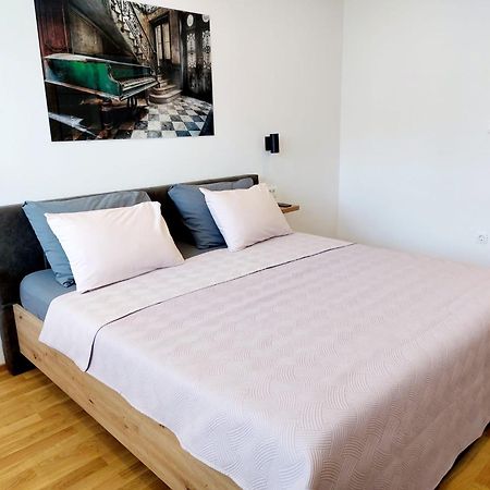 Comfort 2 Bedroom Apartment 10Min Walk From Center And Beach 스플리트 외부 사진