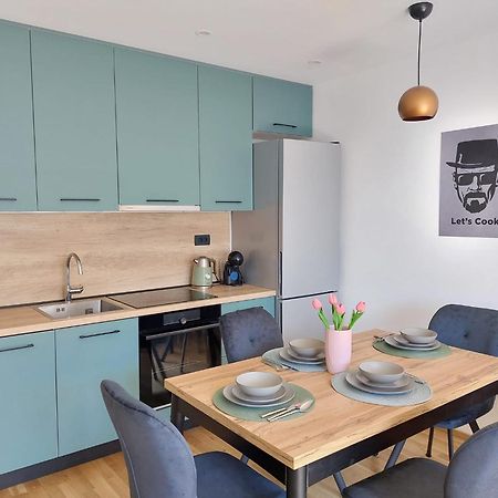 Comfort 2 Bedroom Apartment 10Min Walk From Center And Beach 스플리트 외부 사진