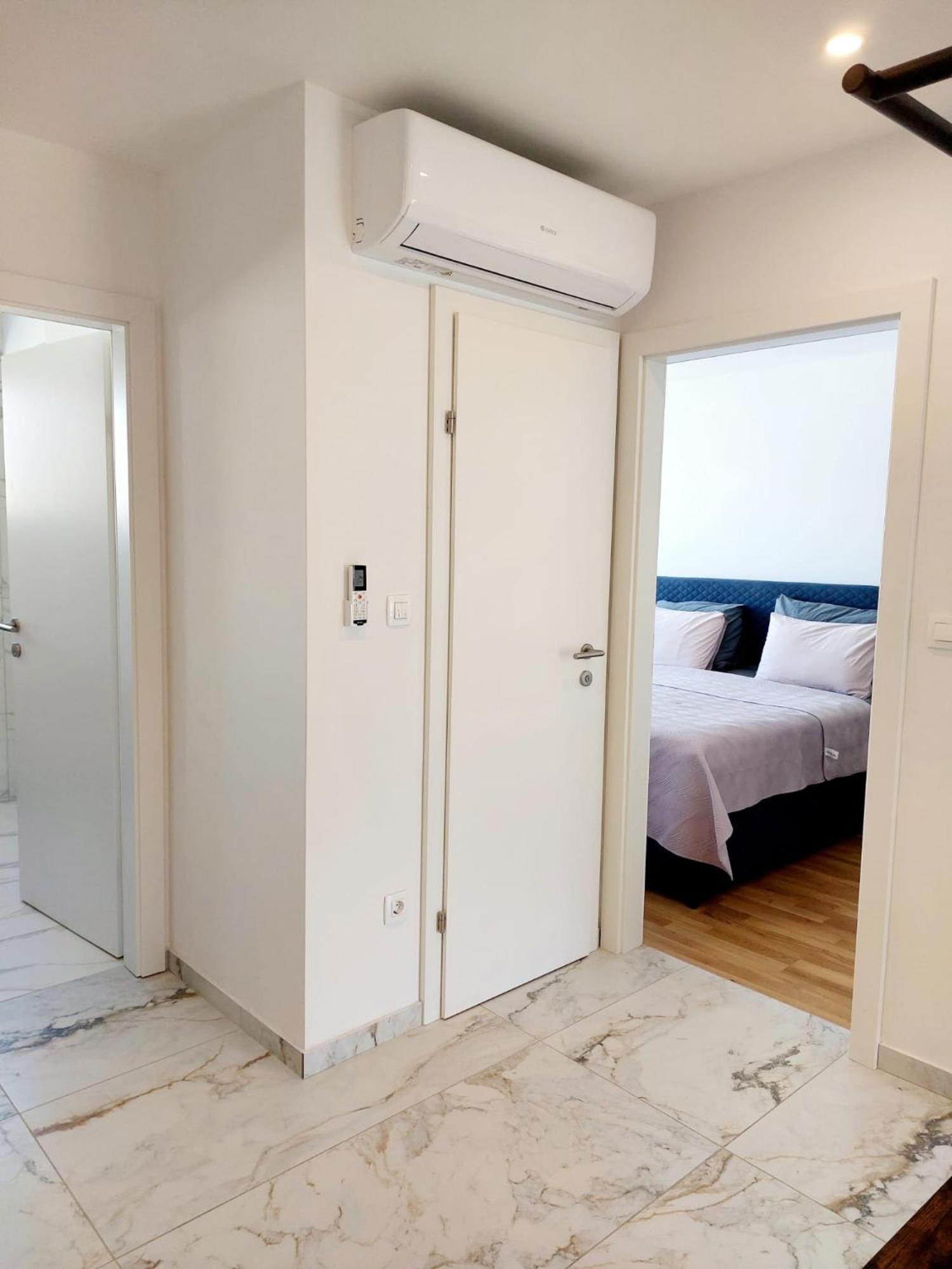 Comfort 2 Bedroom Apartment 10Min Walk From Center And Beach 스플리트 외부 사진